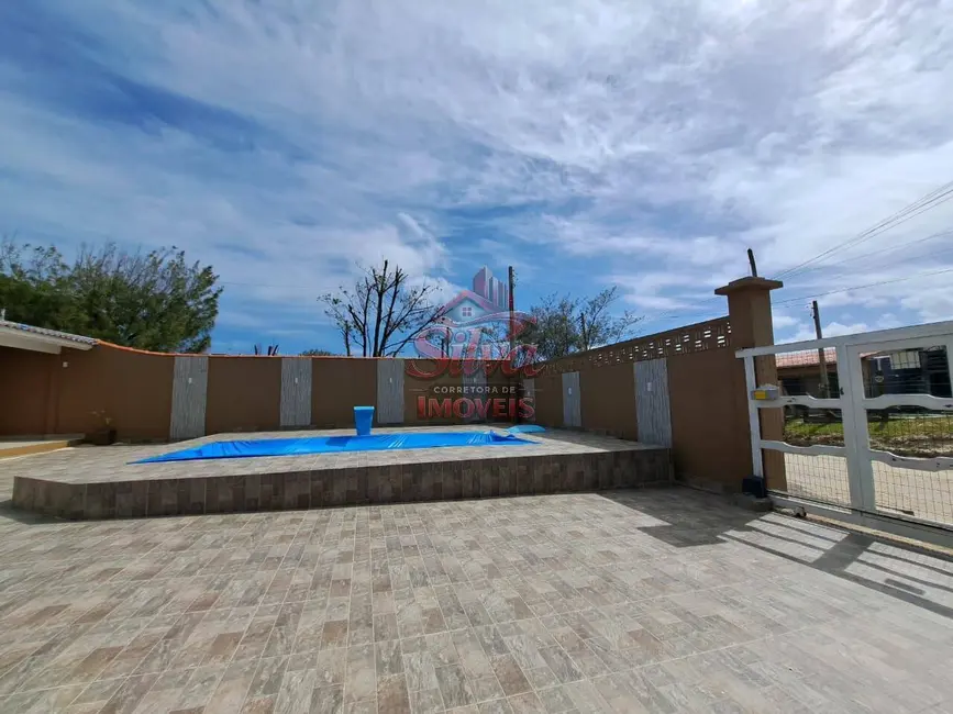 Foto 2 de Casa com 4 quartos à venda em Imbe - RS