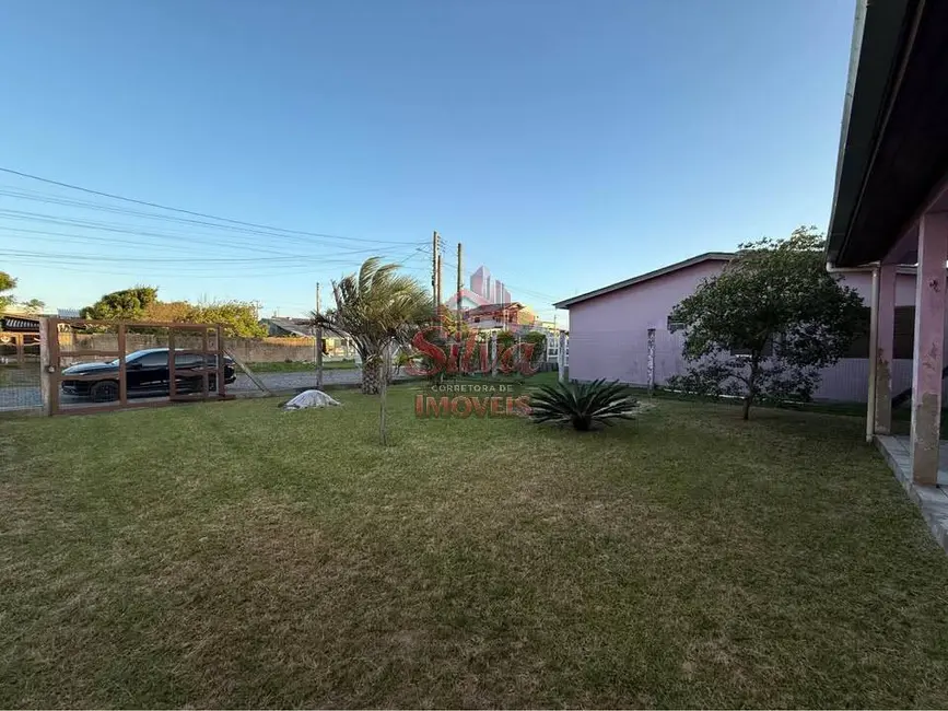Foto 2 de Casa com 3 quartos à venda em Imbe - RS