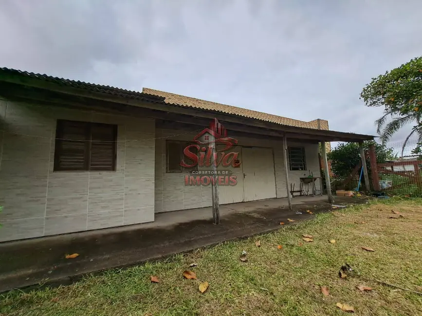 Foto 2 de Casa com 4 quartos à venda em Imbe - RS