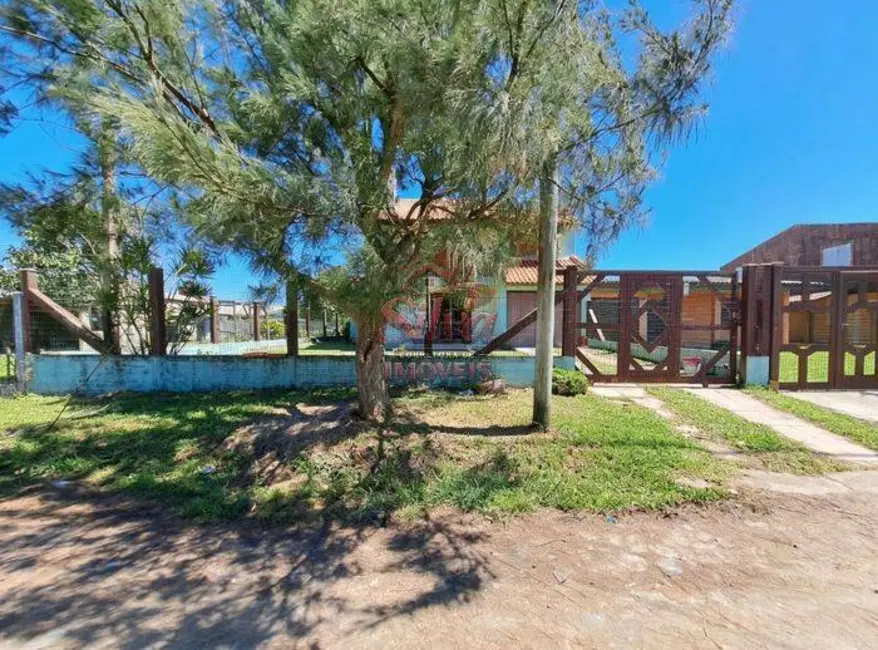 Foto 2 de Casa com 4 quartos à venda em Imbe - RS
