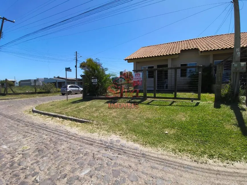 Foto 2 de Casa com 2 quartos à venda em Imbe - RS