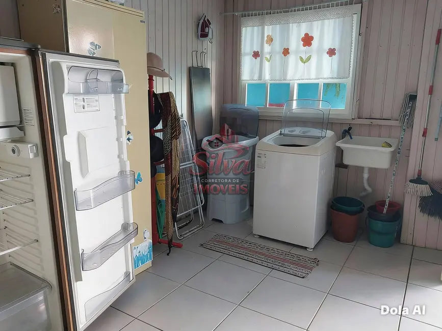 Casa com 3 quartos à venda em Imbe - RS - imagem 4 Foto 4 de Casa com 3 quartos à venda em Imbe - RS
