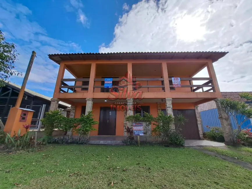 Foto 1 de Casa com 4 quartos à venda em Imbe - RS