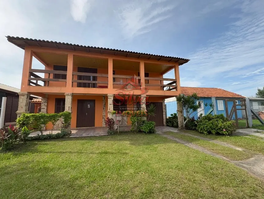 Foto 2 de Casa com 4 quartos à venda em Imbe - RS