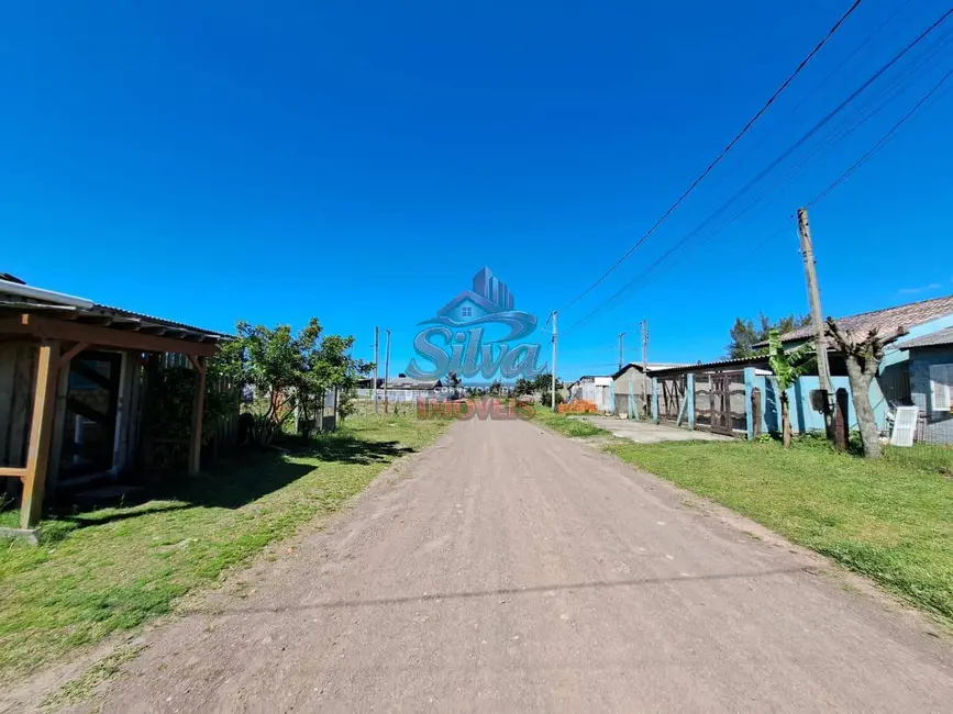 Foto 2 de Casa com 3 quartos à venda em Imbe - RS