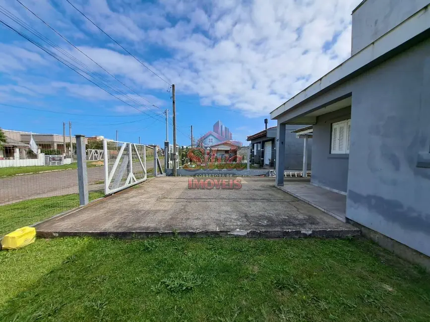 Foto 2 de Casa com 4 quartos à venda em Imbe - RS