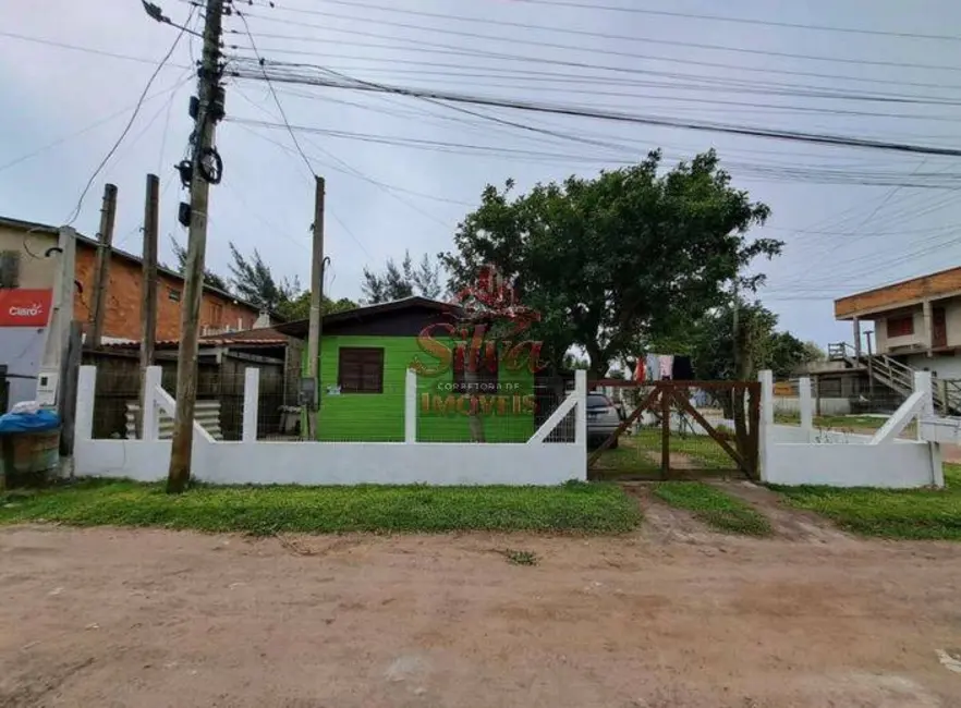 Foto 1 de Casa com 3 quartos à venda em Imbe - RS