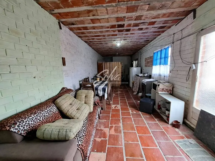 Casa com 4 quartos à venda em Imbe - RS - imagem 8 Foto 8 de Casa com 4 quartos à venda em Imbe - RS