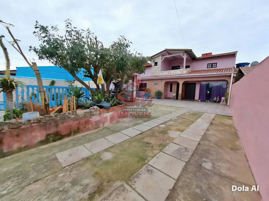 Foto 1 de Casa com 5 quartos à venda em Imbe - RS