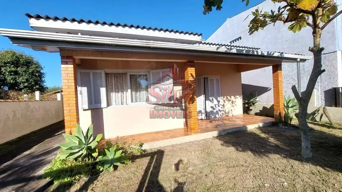 Foto 1 de Casa com 4 quartos à venda em Imbe - RS