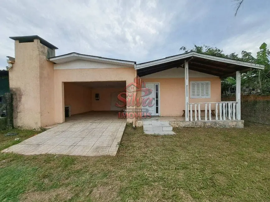 Foto 1 de Casa com 4 quartos à venda em Imbe - RS