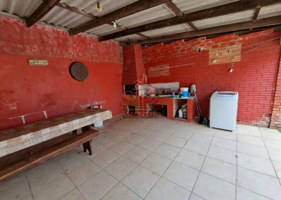Foto 3 de Casa com 3 quartos à venda em Imbe - RS