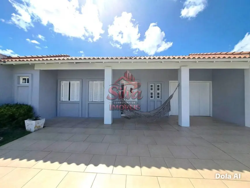 Foto 2 de Casa com 4 quartos à venda em Imbe - RS