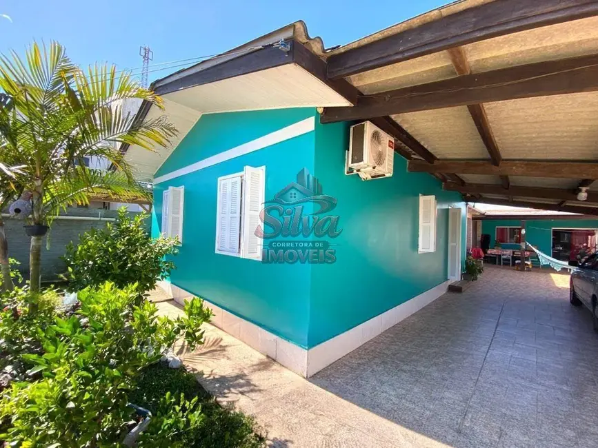 Foto 2 de Casa com 2 quartos à venda em Imbe - RS
