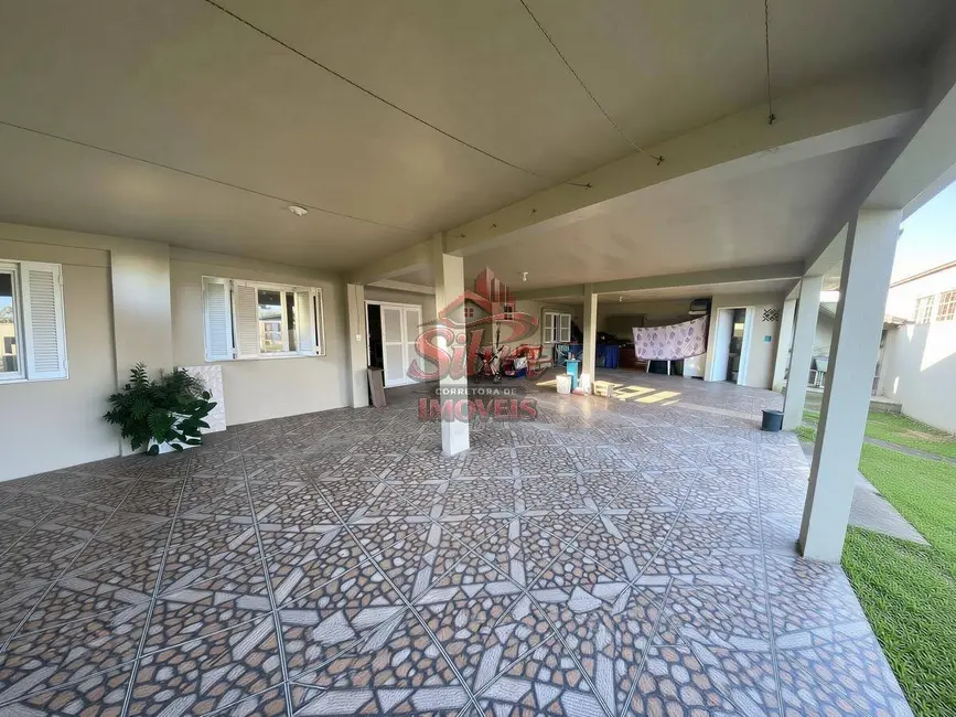 Foto 5 de Casa com 6 quartos à venda em Imbe - RS