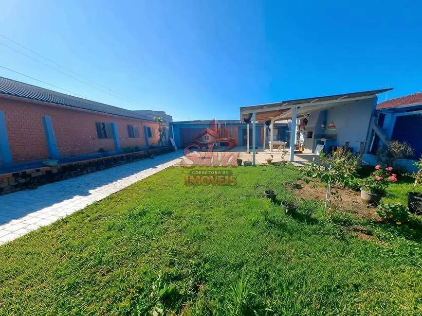 Casa com 3 quartos à venda em Imbe - RS - imagem 2 Foto 2 de Casa com 3 quartos à venda em Imbe - RS