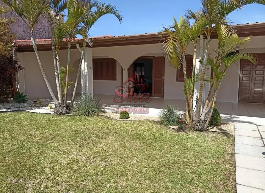 Foto 2 de Casa com 3 quartos à venda em Imbe - RS