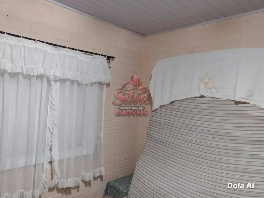Casa com 3 quartos à venda em Imbe - RS - imagem 7 Foto 7 de Casa com 3 quartos à venda em Imbe - RS