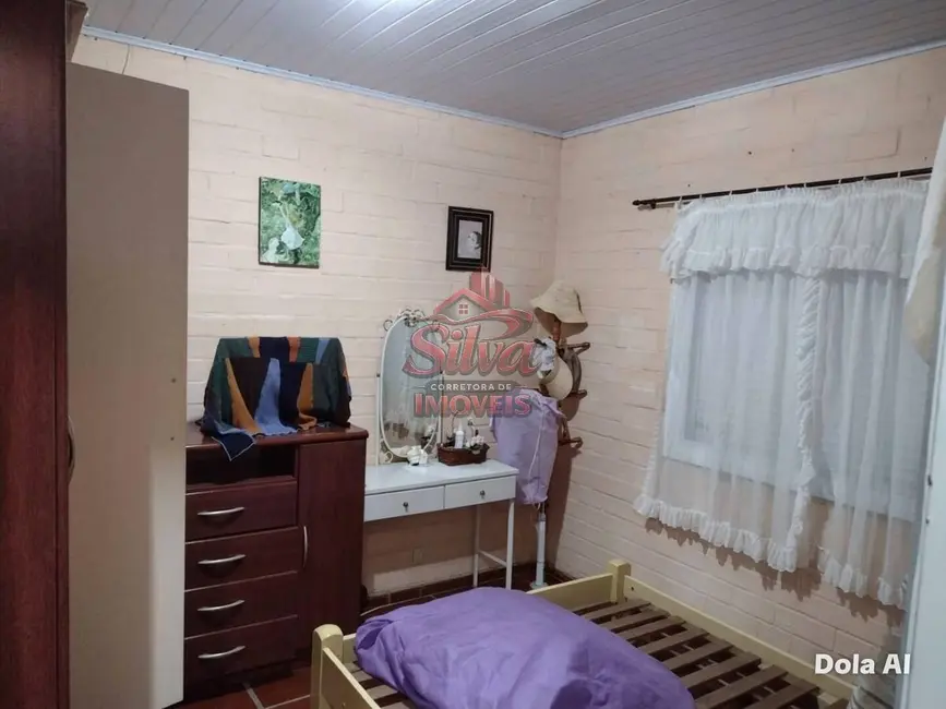 Casa com 3 quartos à venda em Imbe - RS - imagem 4 Foto 4 de Casa com 3 quartos à venda em Imbe - RS