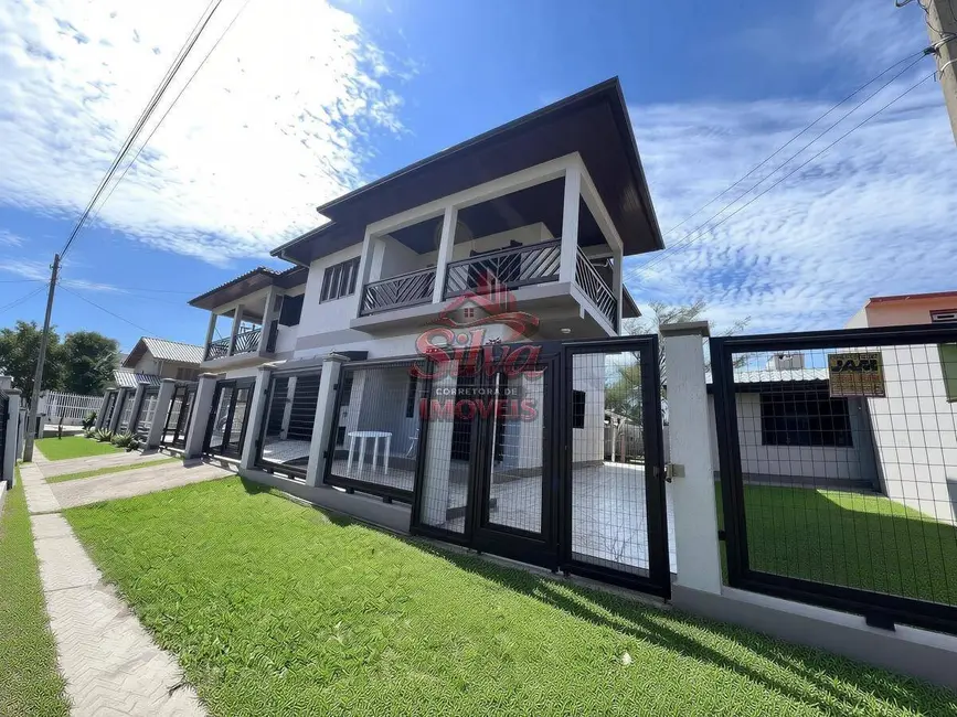 Foto 2 de Casa com 3 quartos à venda em Imbe - RS