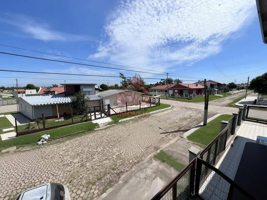 Foto 3 de Casa com 3 quartos à venda em Imbe - RS