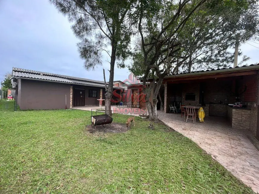 Foto 2 de Casa com 4 quartos à venda em Imbe - RS