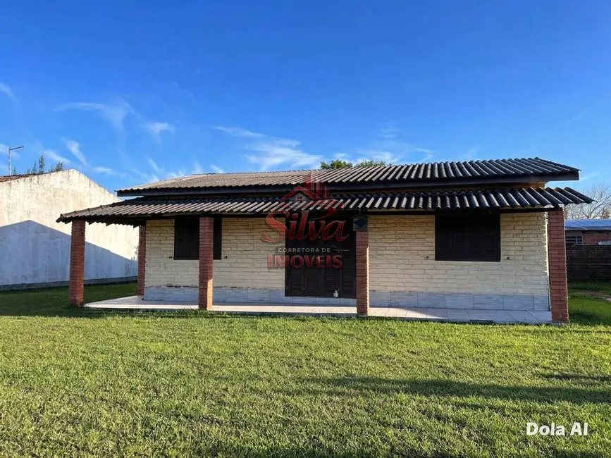 Foto 1 de Casa com 3 quartos à venda em Imbe - RS