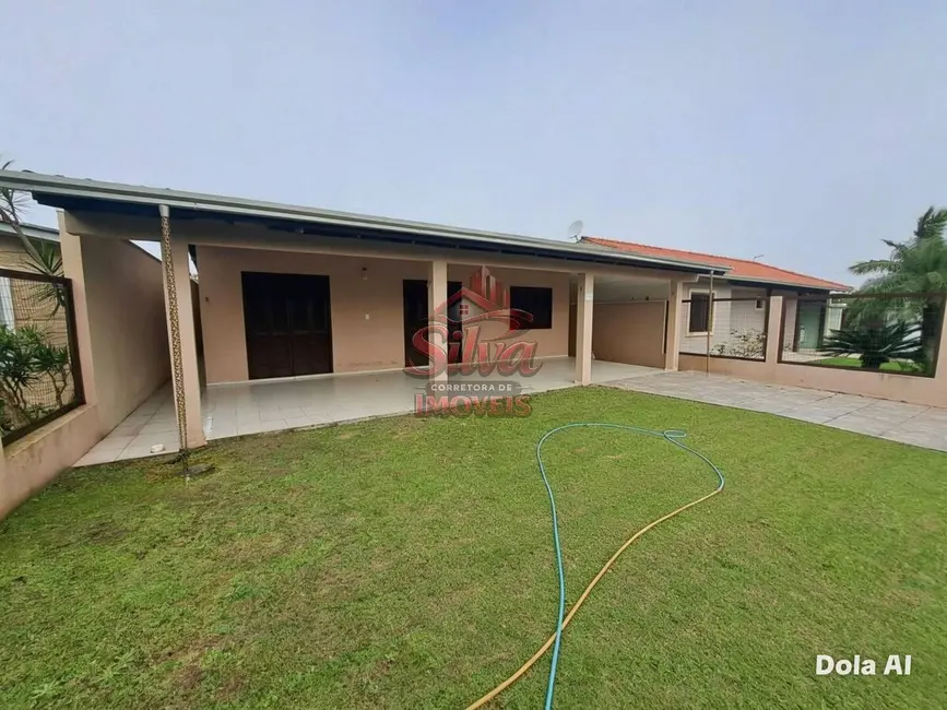 Foto 1 de Casa com 6 quartos à venda em Imbe - RS