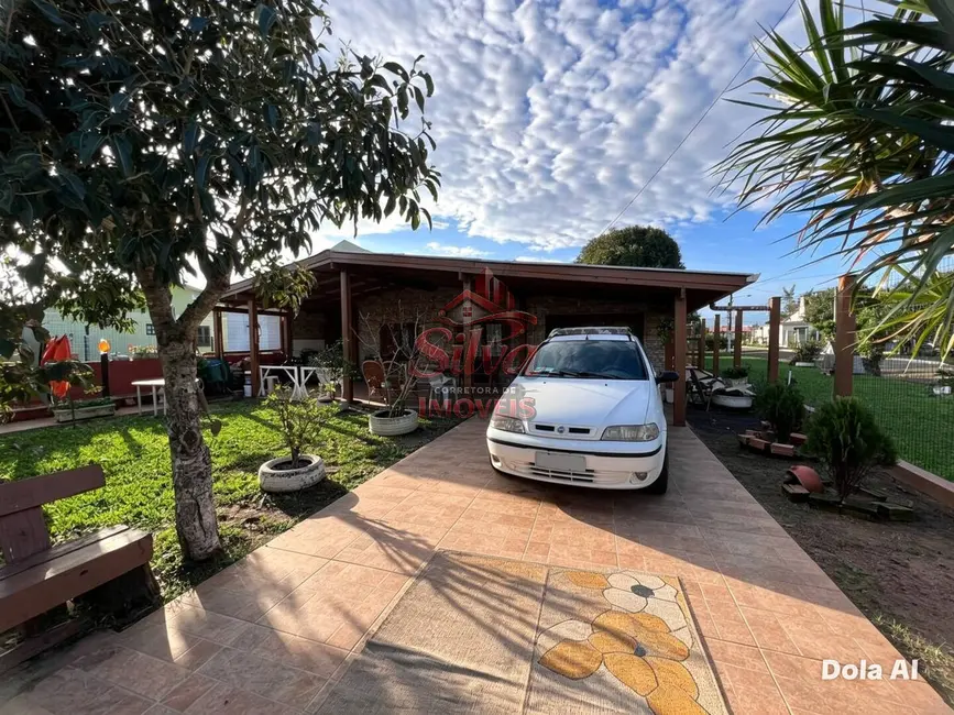 Foto 1 de Casa com 3 quartos à venda em Imbe - RS