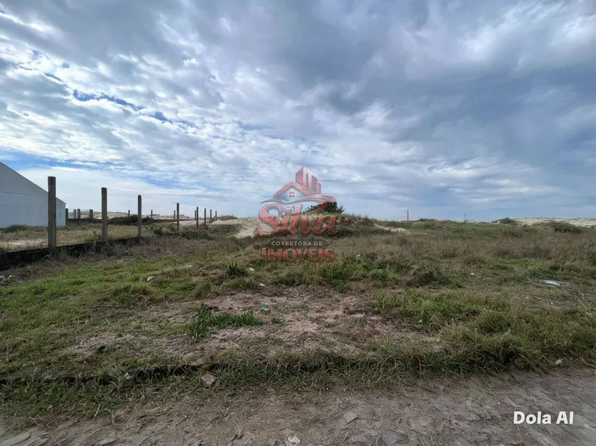 Foto 1 de Terreno / Lote à venda, 350m2 em Imbe - RS