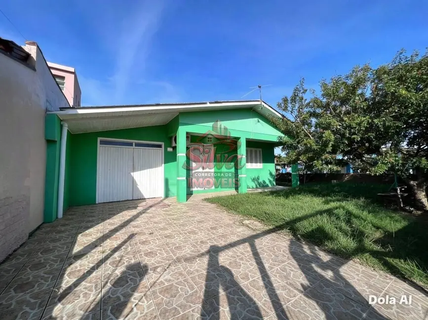 Foto 1 de Casa com 3 quartos à venda em Imbe - RS