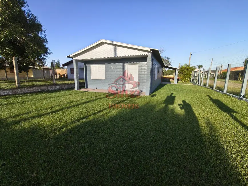 Foto 1 de Casa com 3 quartos à venda em Imbe - RS