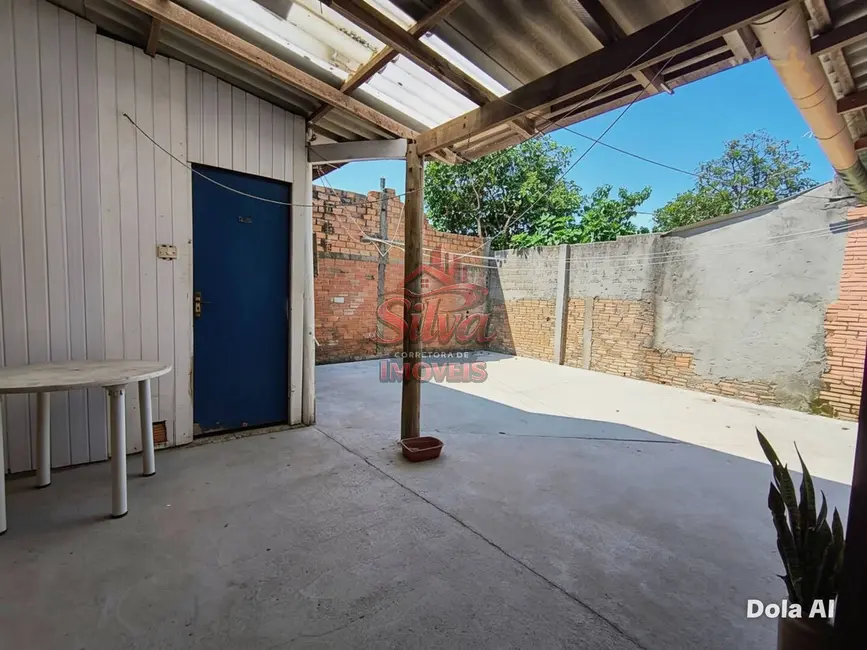 Foto 2 de Casa com 2 quartos à venda em Imbe - RS