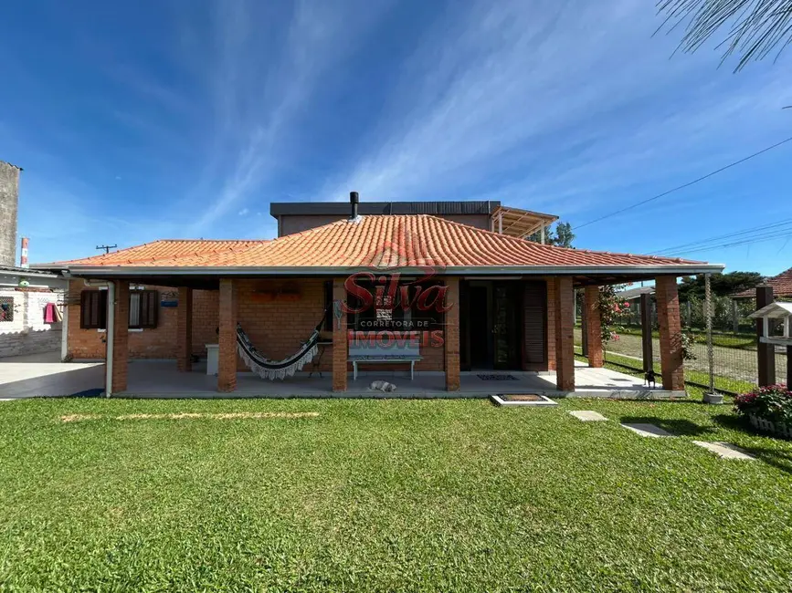 Foto 1 de Casa com 3 quartos à venda em Imbe - RS