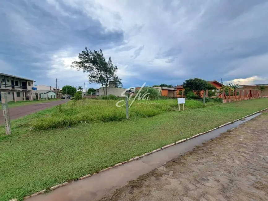Foto 3 de Terreno / Lote à venda, 610m2 em Imbe - RS