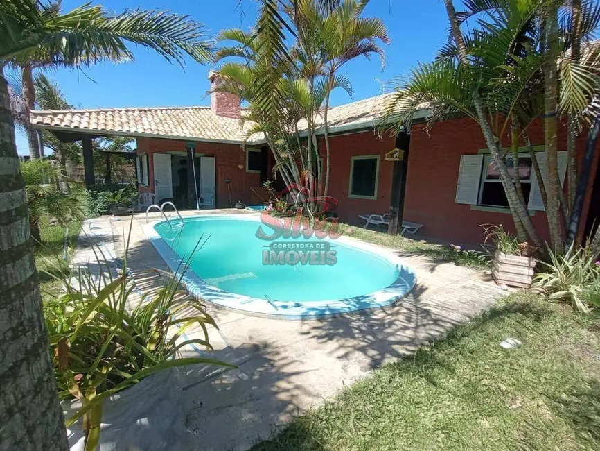 Foto 1 de Casa com 4 quartos à venda em Imbe - RS