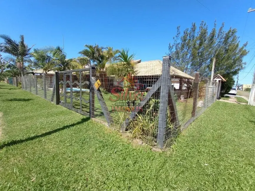Foto 2 de Casa com 4 quartos à venda em Imbe - RS