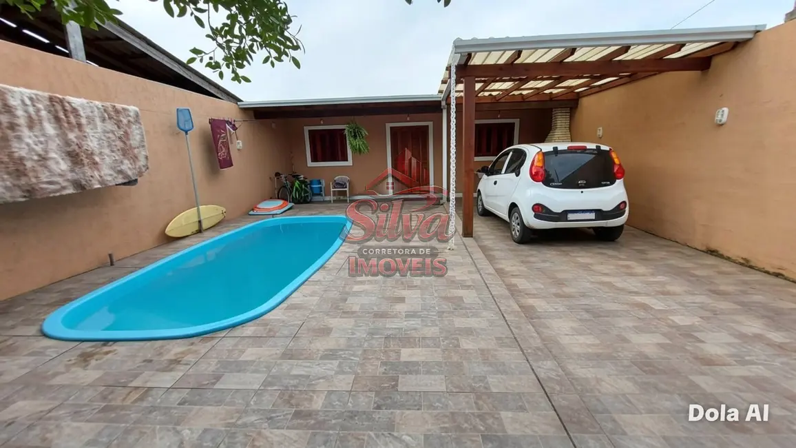 Foto 1 de Casa com 3 quartos à venda em Imbe - RS