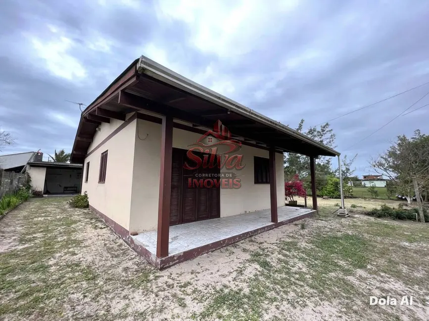 Foto 2 de Casa com 3 quartos à venda em Imbe - RS