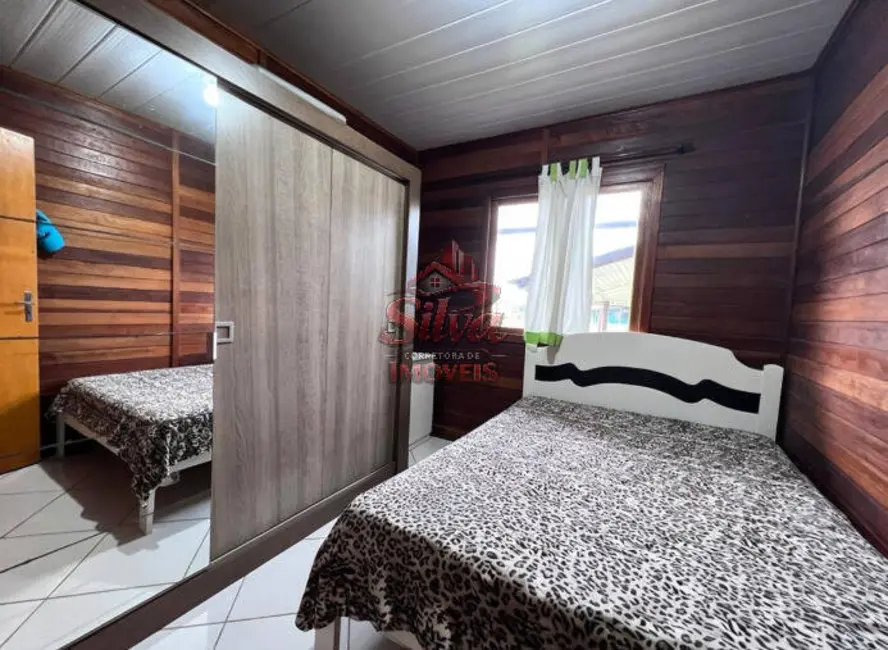 Foto 3 de Casa com 3 quartos à venda em Imbe - RS