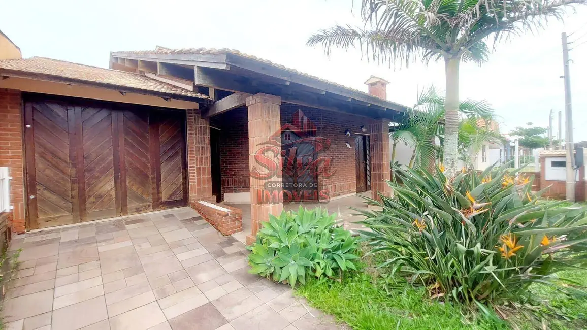 Foto 2 de Casa com 3 quartos à venda em Imbe - RS