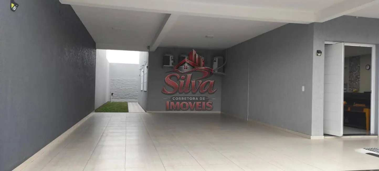 Foto 2 de Casa com 4 quartos à venda em Imbe - RS