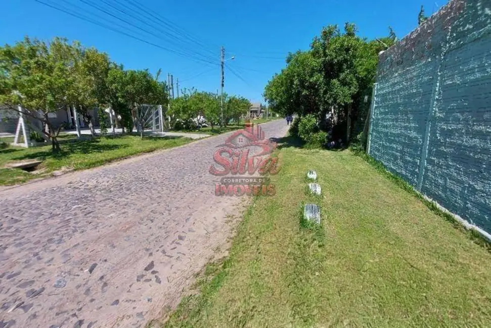 Foto 2 de Casa com 4 quartos à venda em Imbe - RS