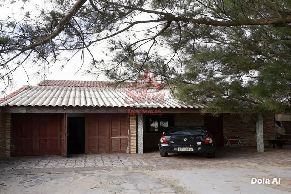 Foto 2 de Casa com 4 quartos à venda em Imbe - RS