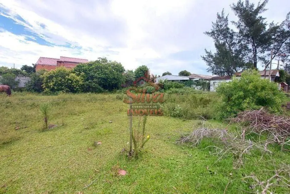 Foto 2 de Terreno / Lote à venda, 300m2 em Imbe - RS