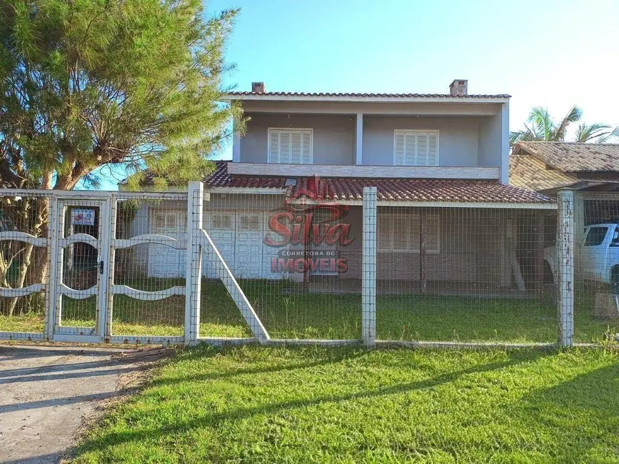 Foto 2 de Casa com 3 quartos à venda em Imbe - RS
