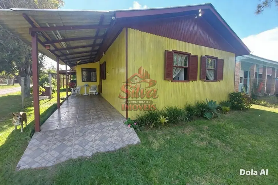 Foto 1 de Casa com 4 quartos à venda em Imbe - RS