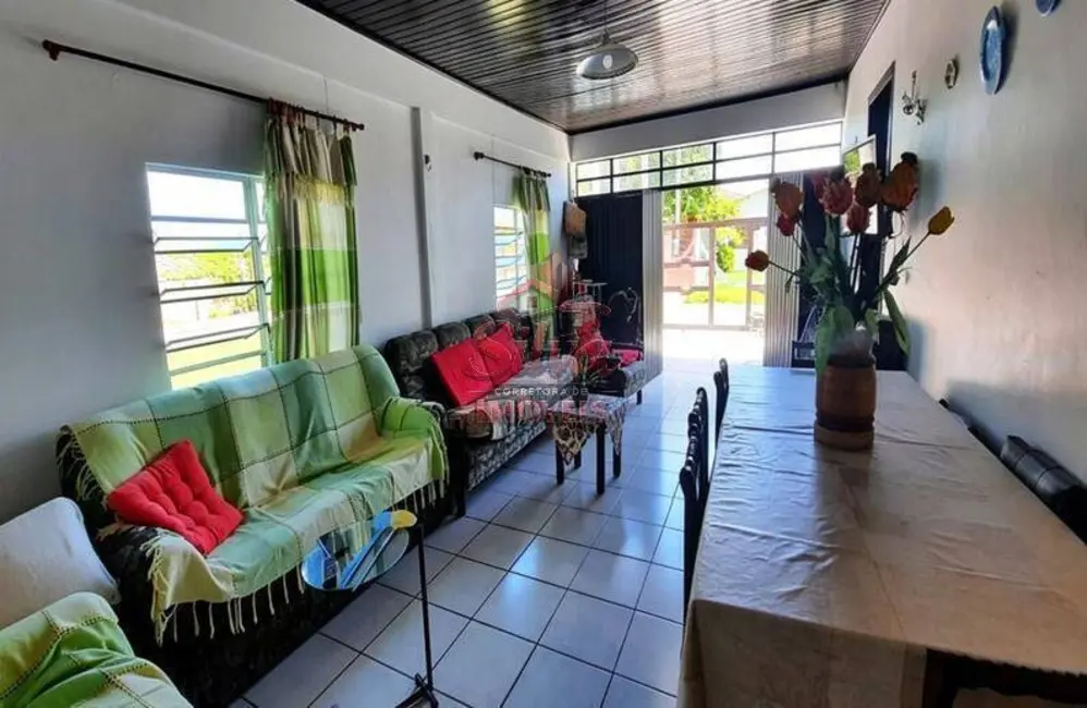 Foto 5 de Casa com 6 quartos à venda em Imbe - RS