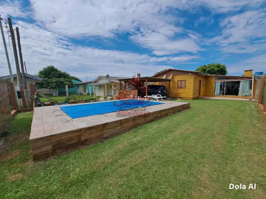 Foto 1 de Casa com 3 quartos à venda em Imbe - RS
