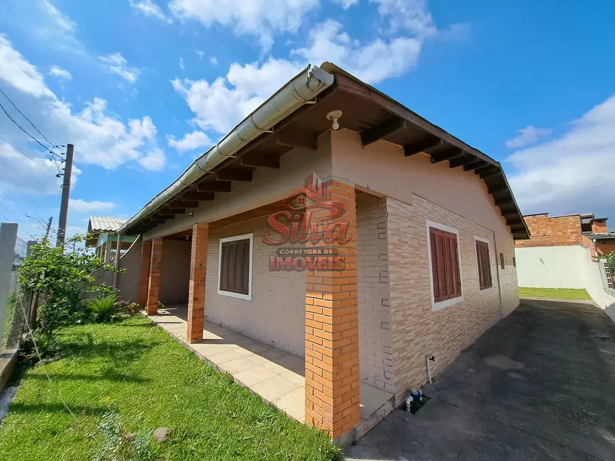 Foto 1 de Casa com 3 quartos à venda em Imbe - RS